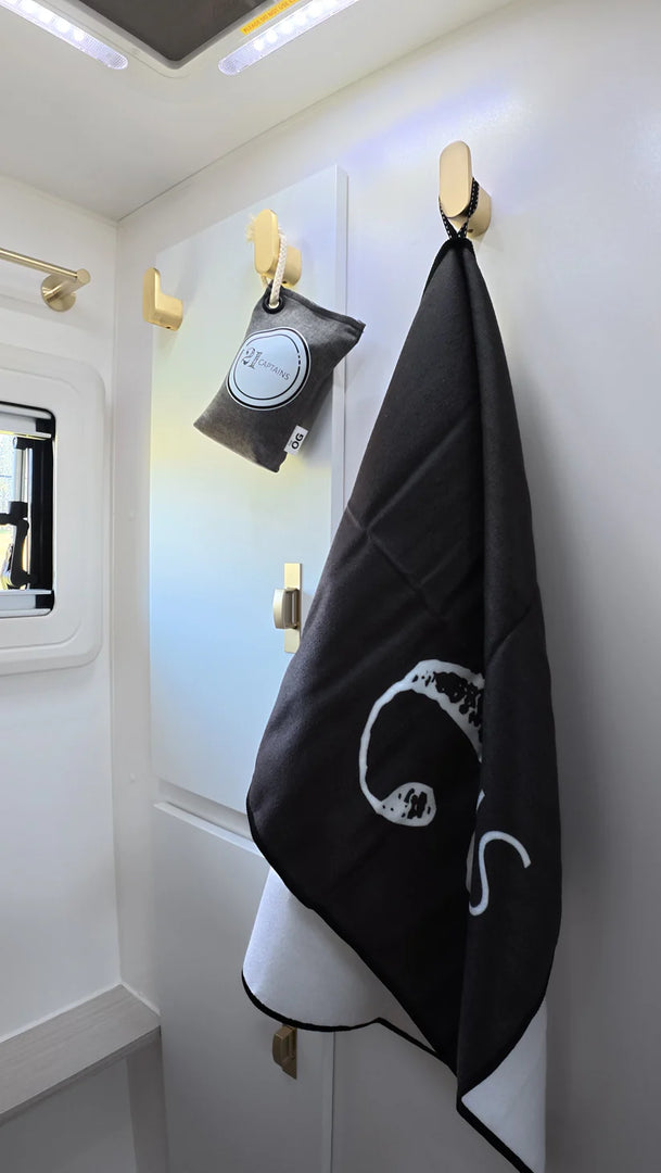 21 Captains - Shammy Towel